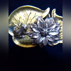 Vintage Sterling and gold Frog and Flower Brooch